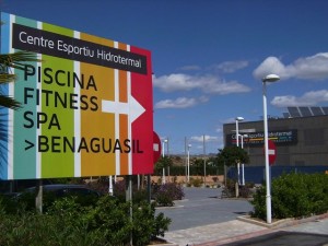 Benaguasilpiscina.jpg