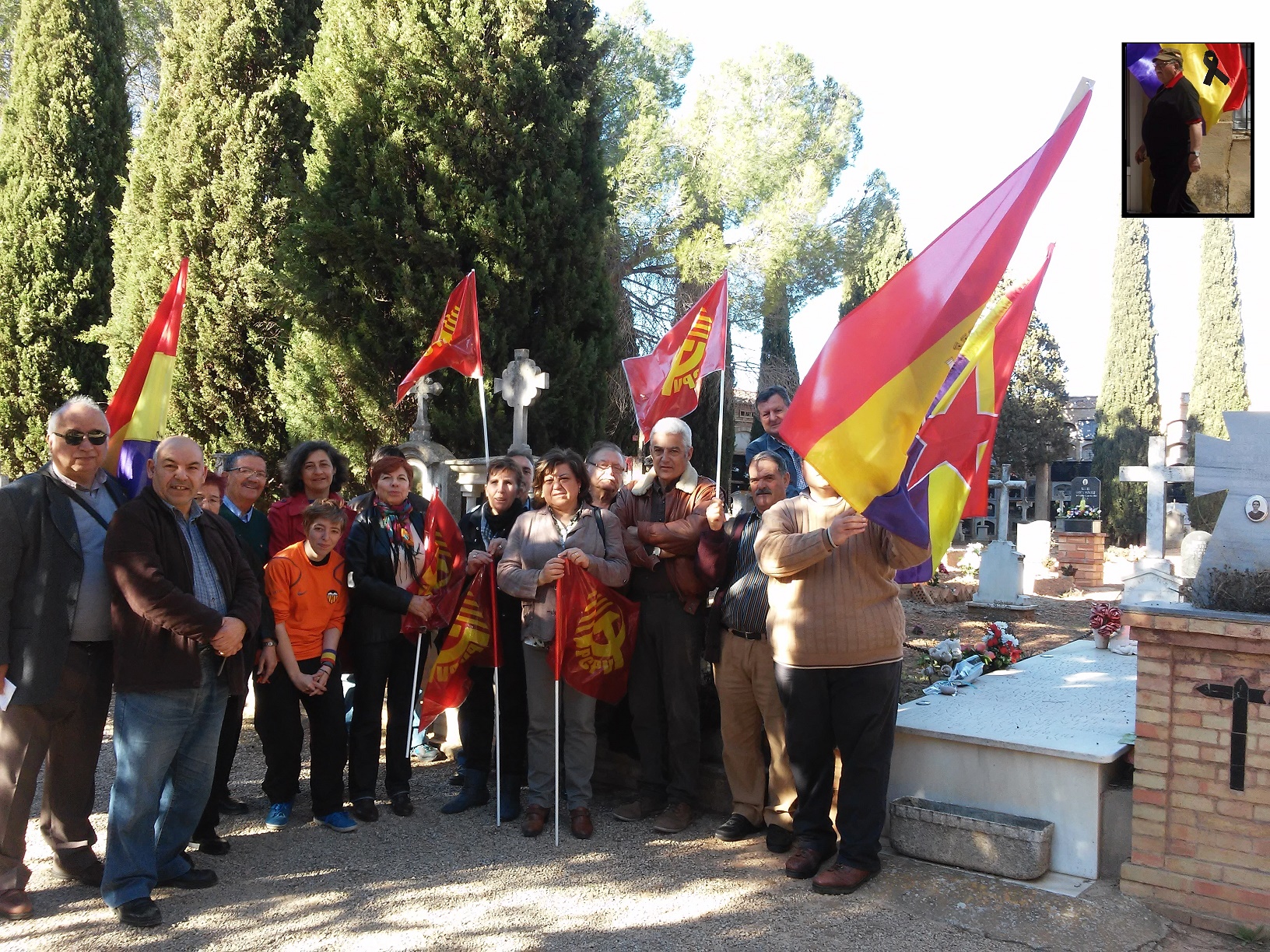 Un momento del homenaje a los luchadores republicanos realizado por EU y el Ateneo en Requena.