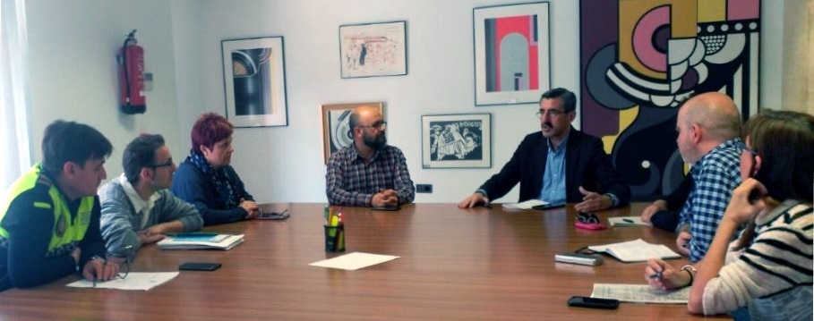 José María Ángel durane su visita a la comarca de Utiel-Requena.