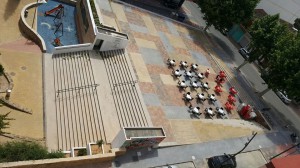 Aspecto de la plaza 5 de marzo, en Buñol, tras su remodelación.