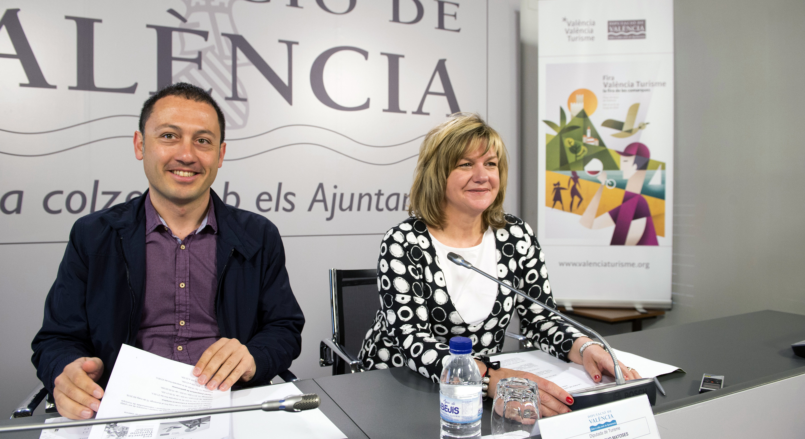 Pau Pérez i la Diputada Provincial de Turisme, Pilar Moncho.