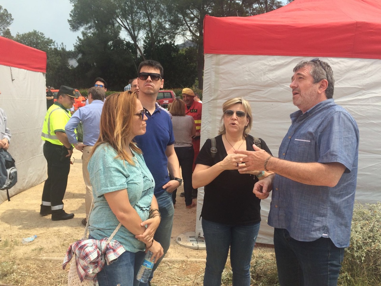 Josep Bort durante su visita a la zona afectada por los incendios.