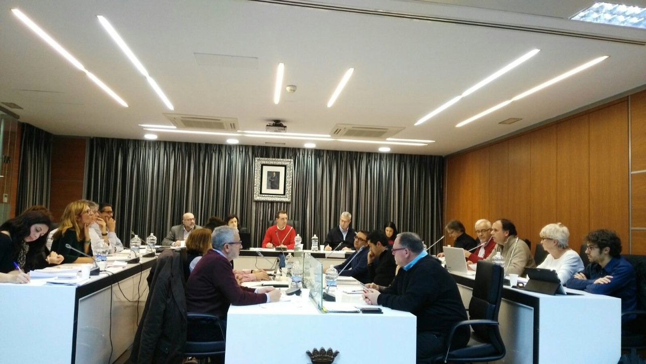 Una imagen de la última sesión plenaria del Ayuntamiento de Riba-roja.