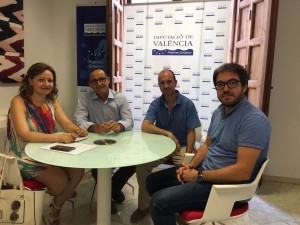 AnnaTalento La alcaldesa de Anna, Pilar Carrión, junto al diputado Bartolomé Nofuentes.