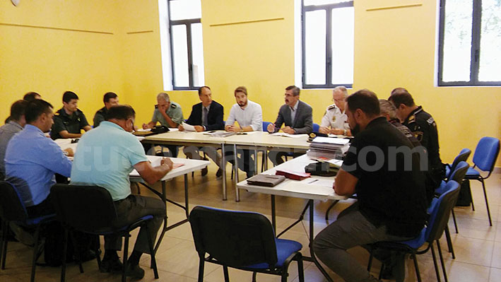 Junta de Seguridad previa a La Tomatina 2016 desarrollada este viernes en Buñol.