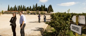 La Vicepresidenta, Maria Josep Amigó, durante su visita a Guadassuar.