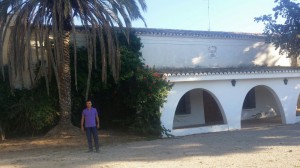 Ribaroja El alcalde de Riba-roja en los terrenos del PAI de Porxinos.