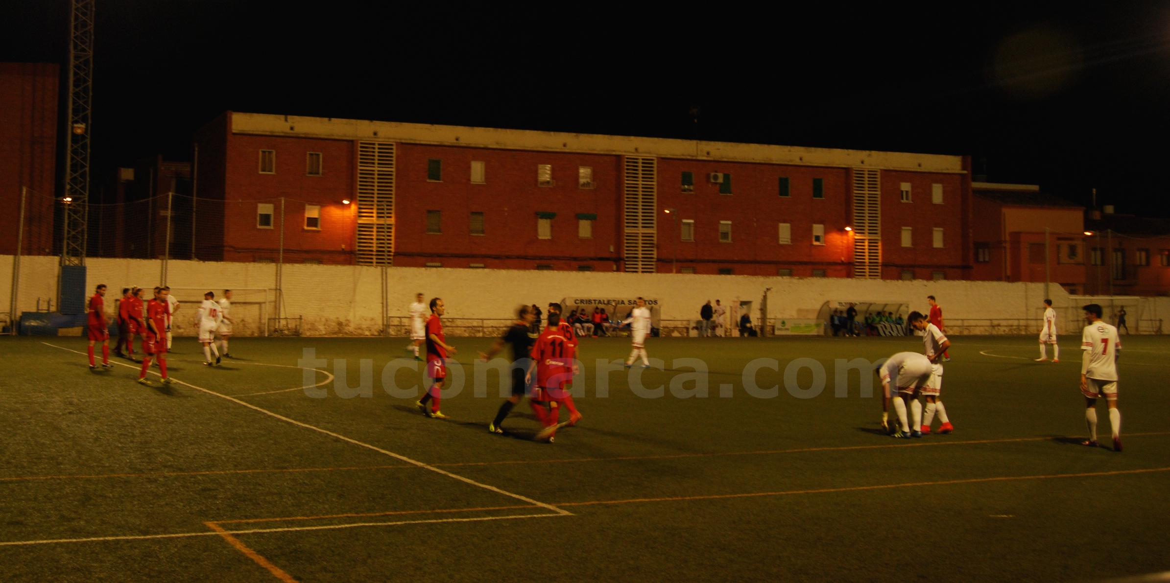 El Club Deportivo Buñol ha caído derrotado por 1 gol a 2 frente al Crevillente. Foto: R. Ferrer.