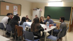 Los jóvenes de Cheste se implican en las actividades de la futura Casa de la Juventud.