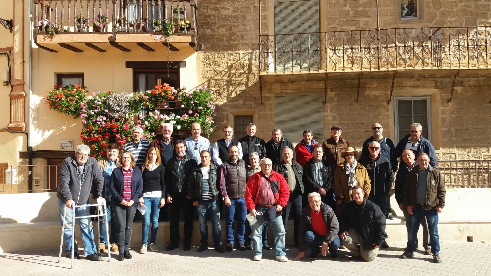 Demandan al Consell que los presupuestos del año 2017 contemplen un Proyecto de Reindustrialización y un Plan de Movilidad del Medio Rural para la región.