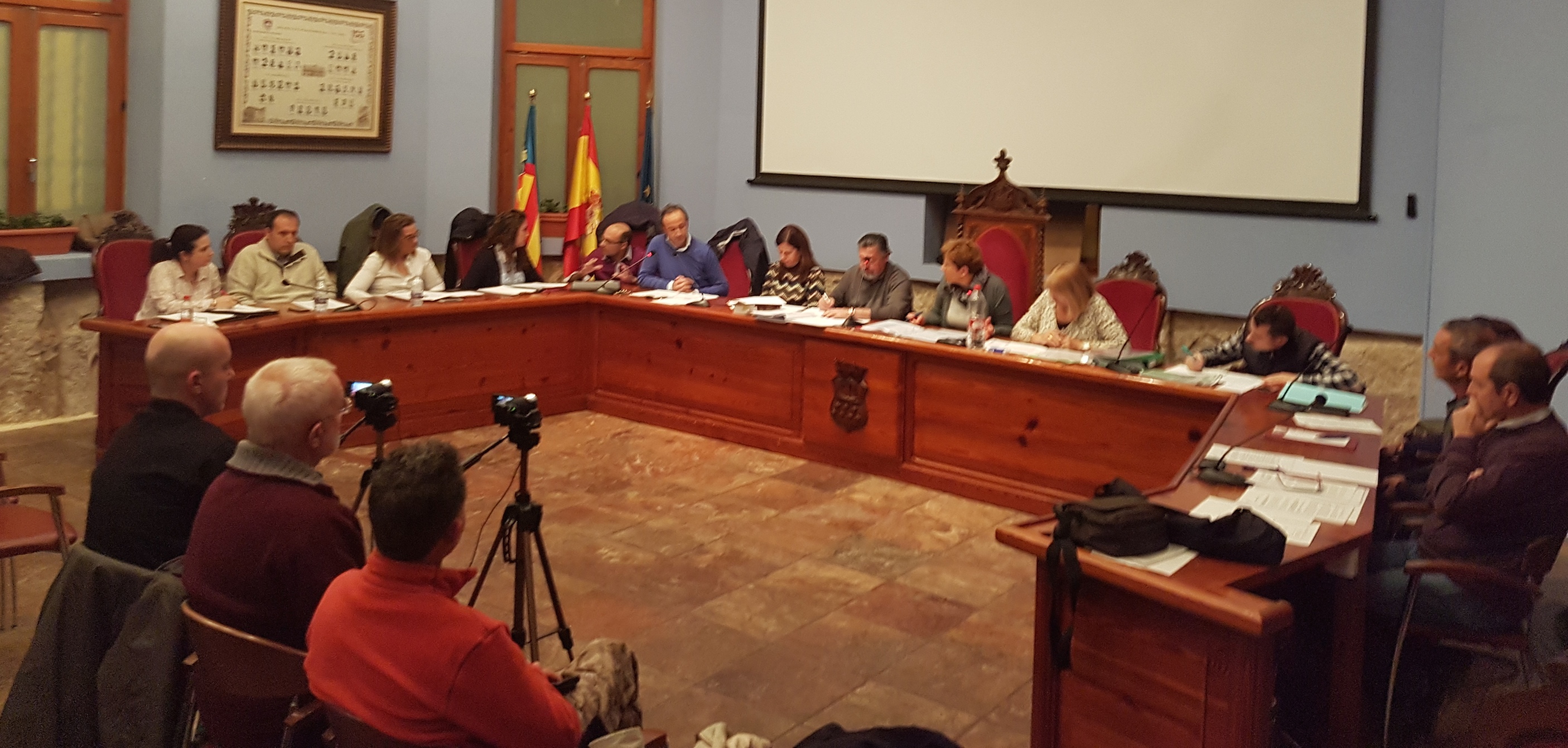 Una imagen del último pleno del consistorio de Cheste.