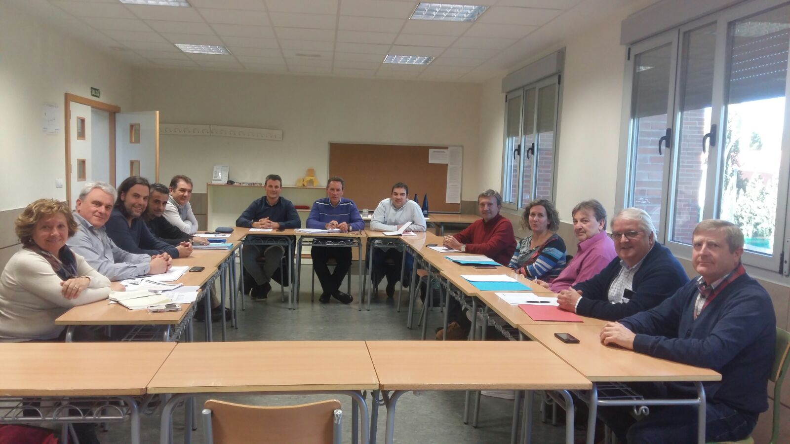 se realizaron diversas reuniones de trabajo desde el mes de julio en Requena y en Utiel.
