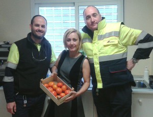 Los trabajadores de la fábrica participan en una campaña que cada mes ofrecerá consejos para mejorar aspectos de la salud.