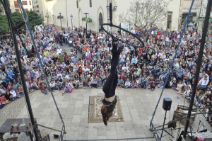 LElianaMarcel El cine de verano se convierte en la actividad preferida, seguida de la I Mostra d’Arts al carrer (Marcel) que disfrutaron un total de 8.000 personas.