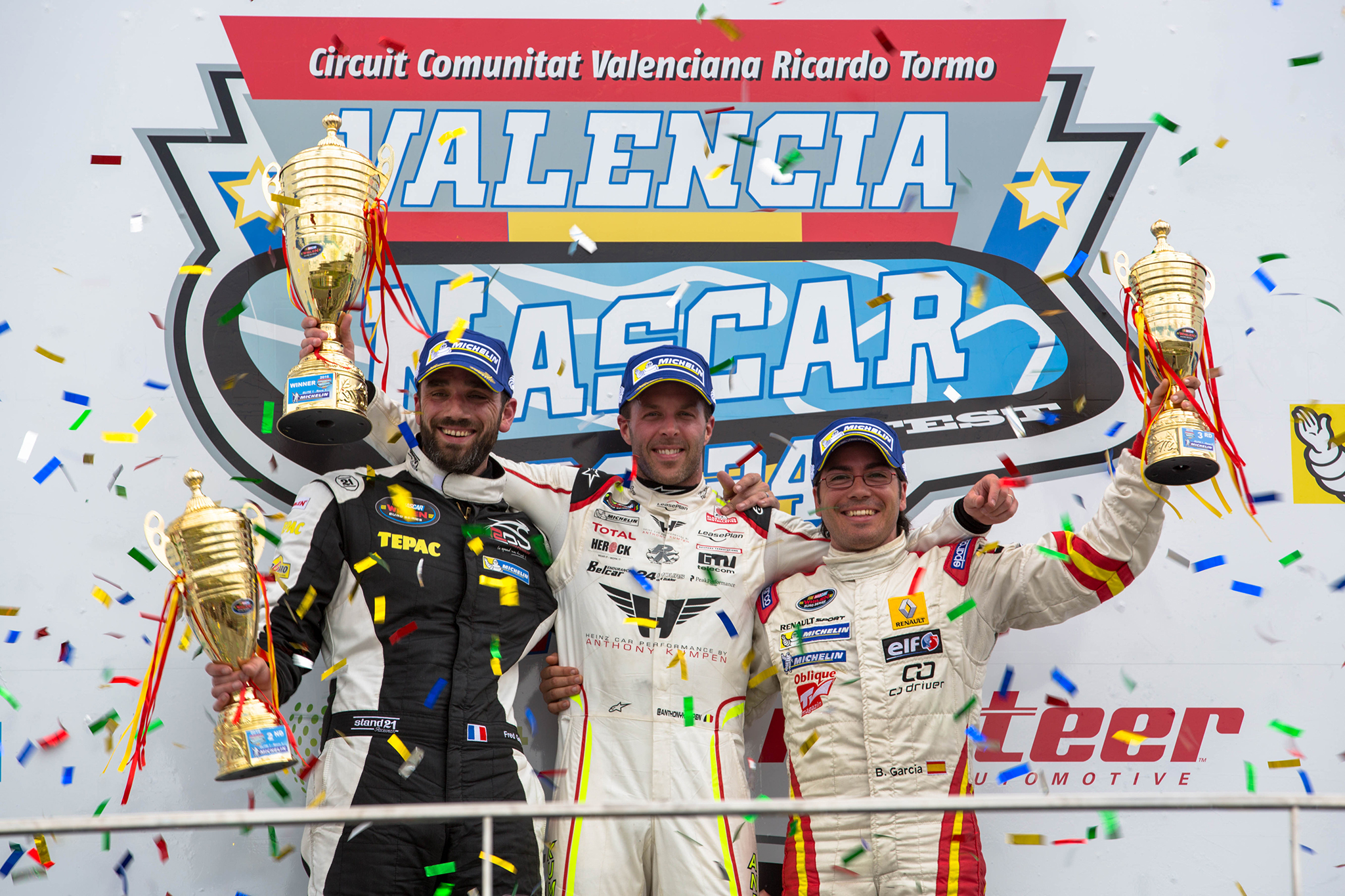 Podimun de la primera carrera en Valencia de la Nascar Fest durante 2016.