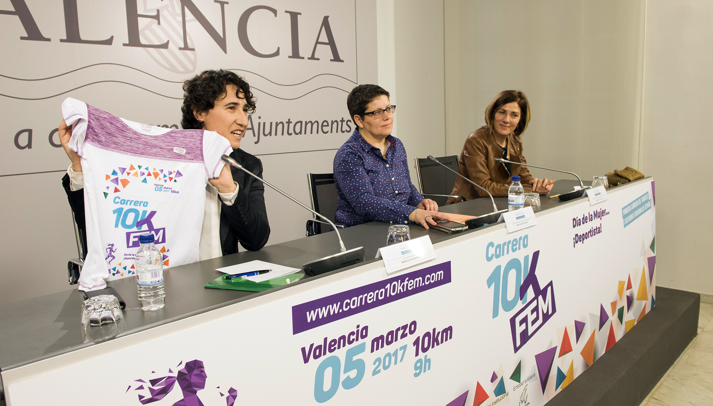 La carrera, patrocinada por la Corporación provincial, se celebrará el próximo 5 de marzo con motivo del Día Internacional de la Mujer.