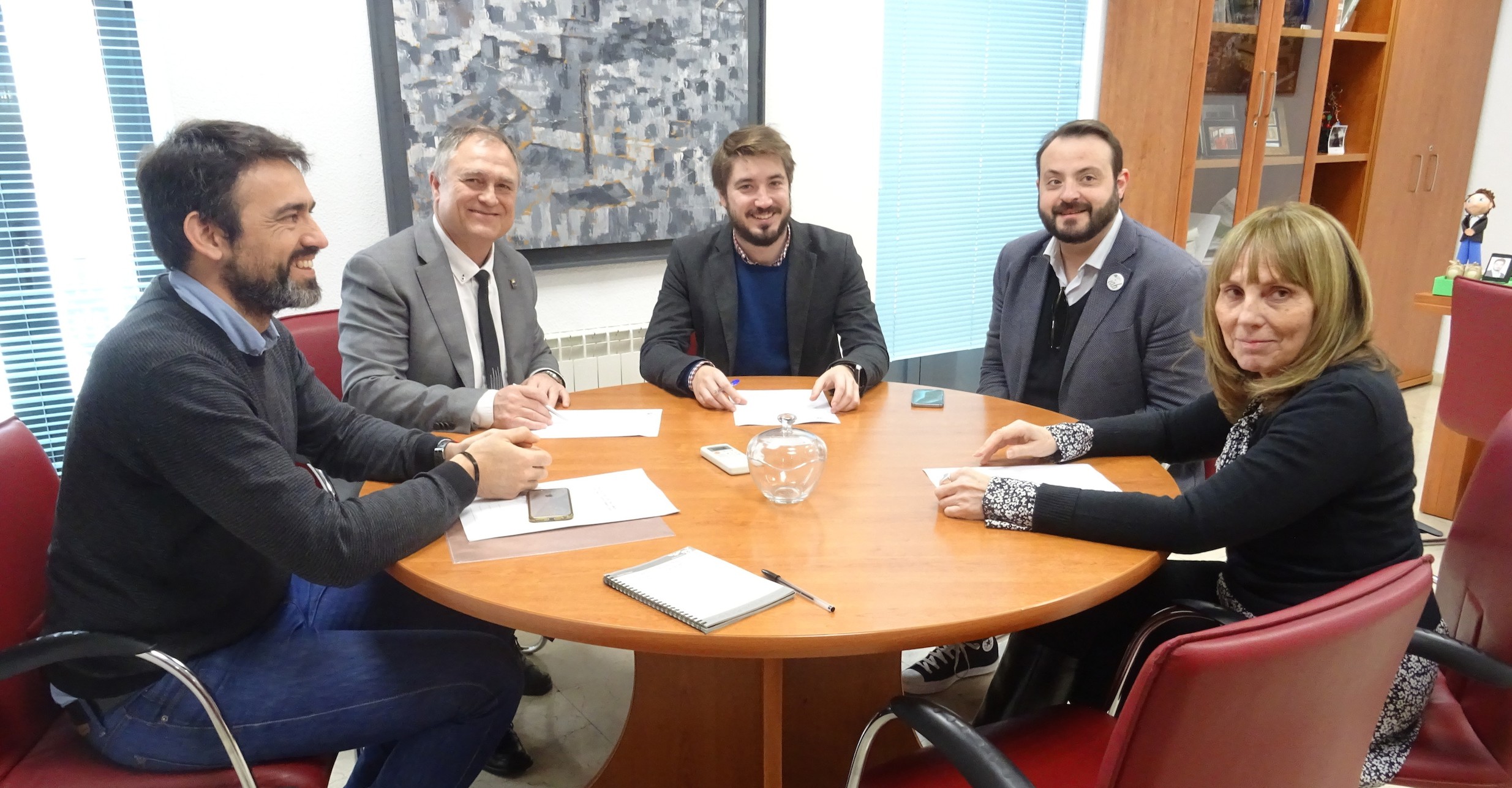 El consistorio cede al CVI una parcela en el polígono Industrial El Llano junto al enlace de la A-3 con la CV-425.