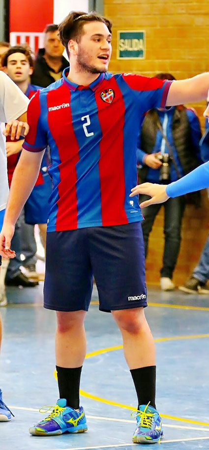 Ximo junto con su equipo, el Levante Marni, se medirá con los mejores jugadores de su categoría a nivel nacional.