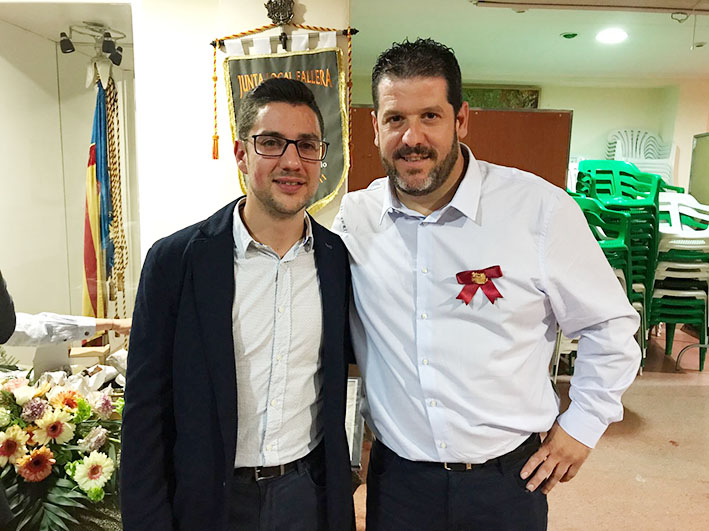 Los presidentes saliente y entrante, Pedro Vallés y Sergio Galarza.