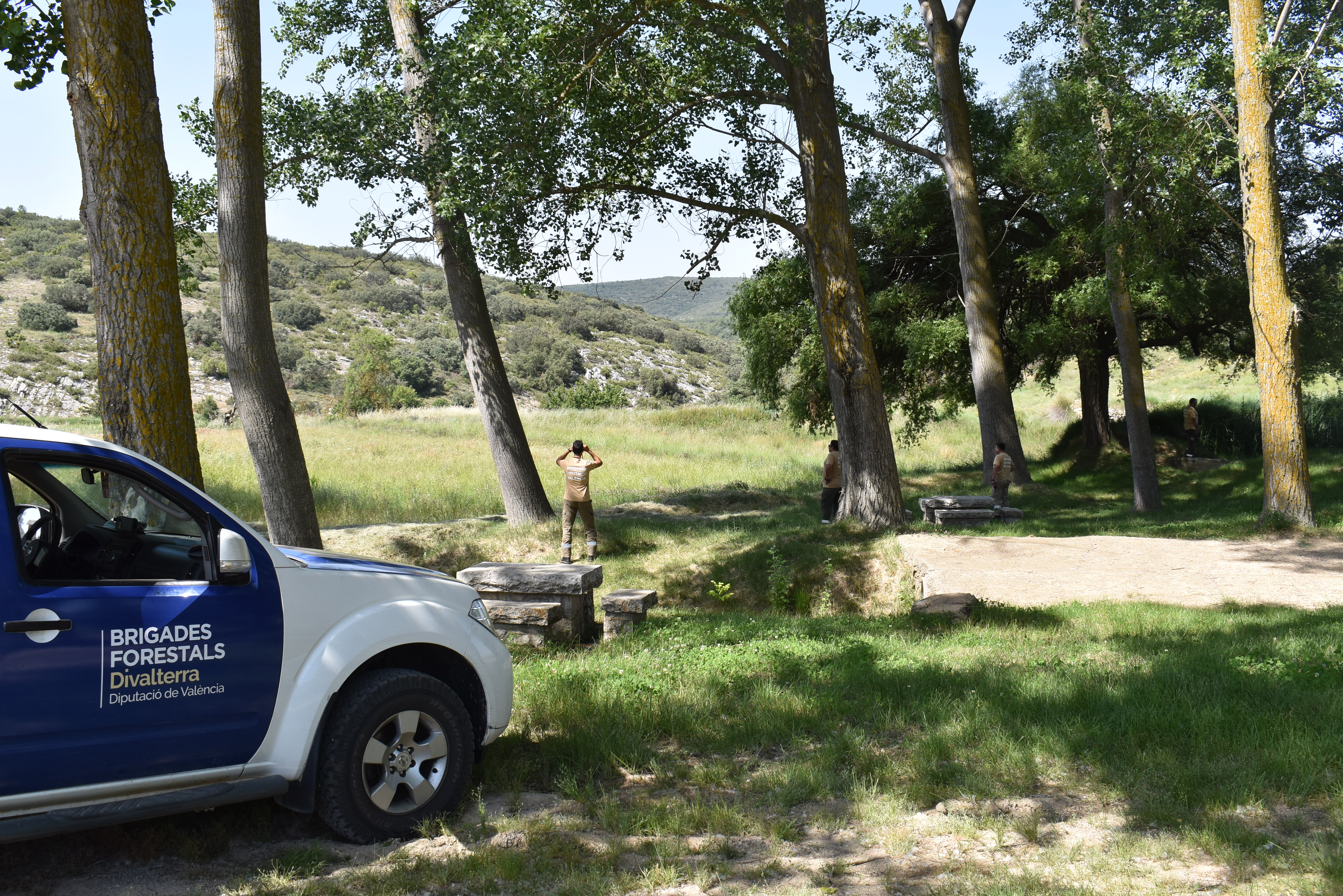 Además de la labor de vigilancia, tanto desde los puntos habilitados como en ruta, se refuerza la presencia en áreas recreativas.
