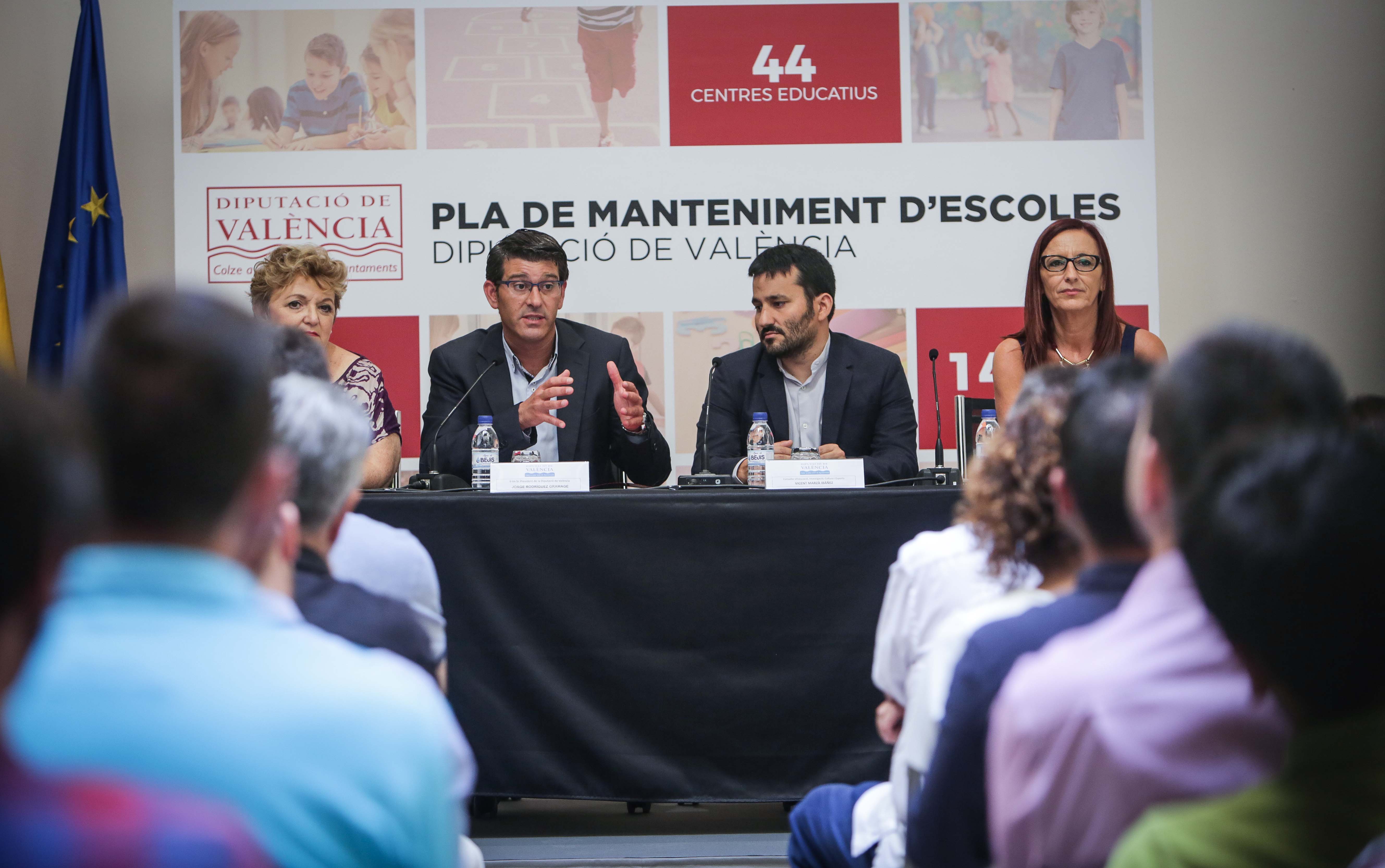 De izquierda a derecha, Mercedes Berenguer, Jorge Rodríguez, Vicent Marzà y Mª Josep Amigó.