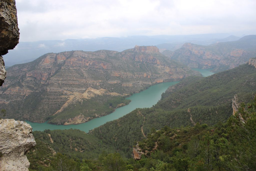 Los recorridos de cada una de las distancias están pensados para que los participantes puedan disfrutar de los maravillosos paisajes de Cortes de Pallás.