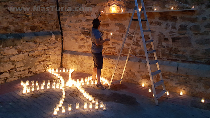 Noche de las Velas de Titaguas.