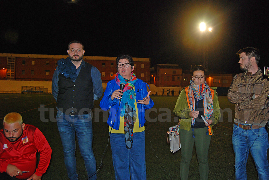 Los responsables públicos durante la reunión mantenida este viernes por la tarde, encabezada por la alcaldesa.