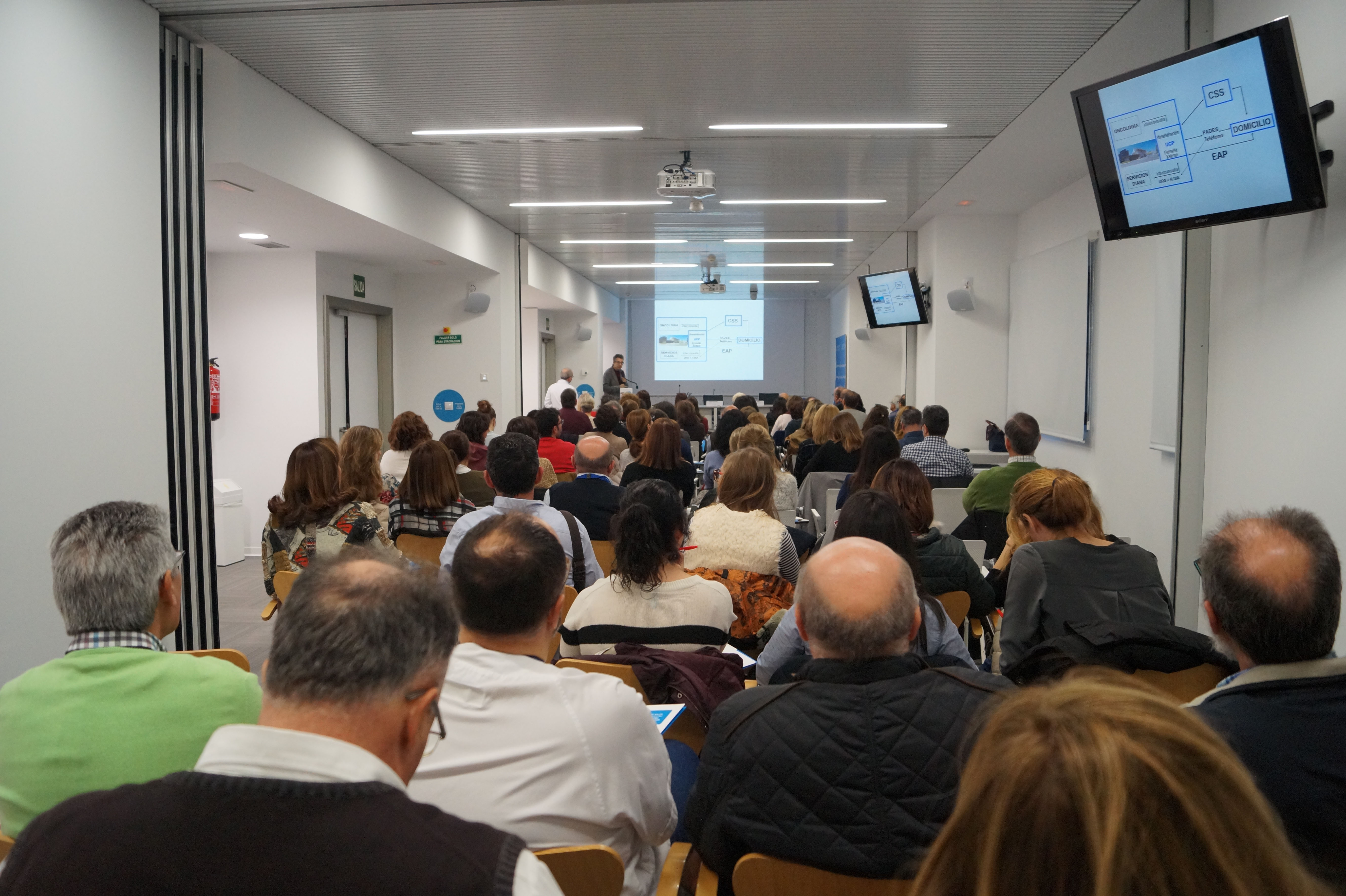 El Departamento de Manises ha organizado la I Jornada de Atención al paciente con enfermedad crónica para abordar los avances en la organización y tratamiento de los pacientes crónicos.