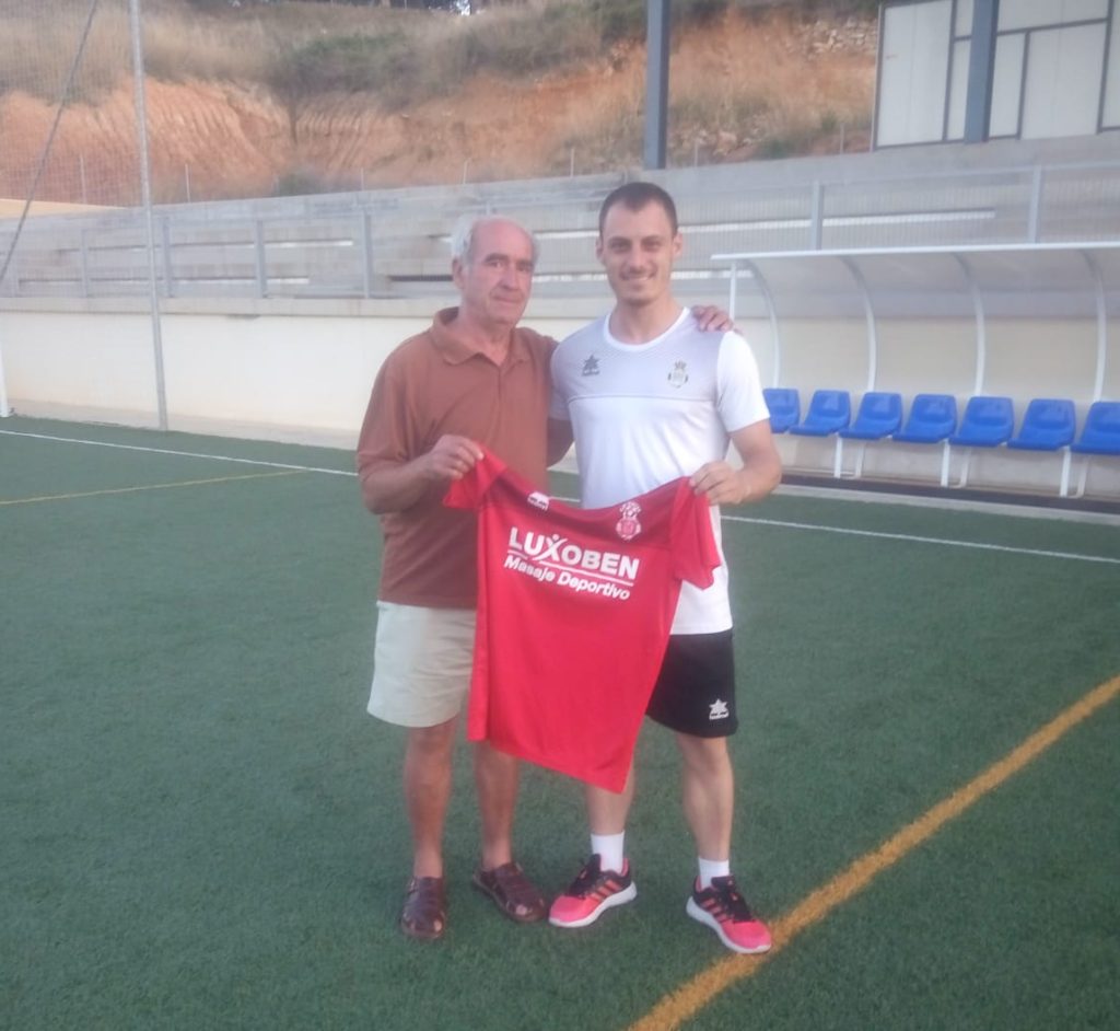 El nuevo técnico del Chiva CF, Germán Sánchez.