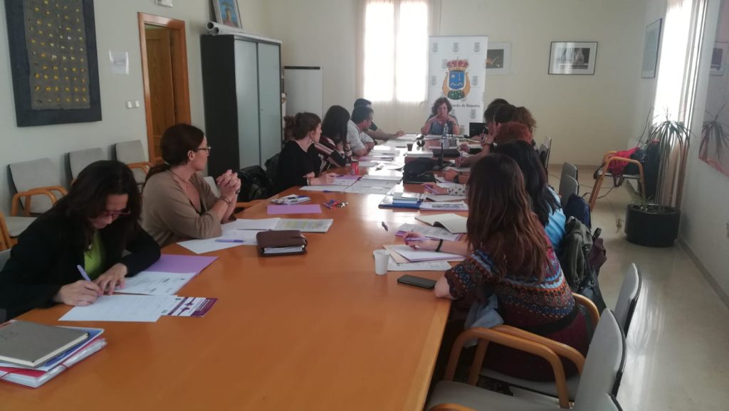 La constitución de la Mesa de Coordinación Multidisciplinar en materia de Violencia de Género se enmarca dentro del acuerdo de la Junta Local de Seguridad del Ayuntamiento de Requena.