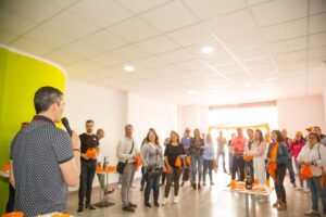 La diputada provincial y portavoz Mamen Peris Navarro en Cheste.