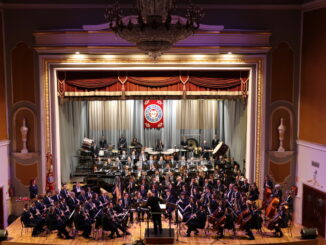 La banda de La Unió Musical de Llíria durante su interpretación.