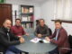 Andrés Campos con Manuel Sierra y los responsables del CD Buñol.