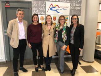 La diputada de mancomunidades y la vicepresidenta de la Diputació, Mª José Amigó, despachan con la presidenta del ente supramunicipal.