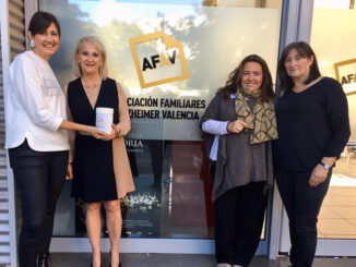 L’Eliana hace entrega de la recaudación obtenida en la Semana del Alzheimer.