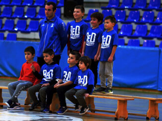 El Club Balonmano Buñol saca músculo en su presentación.
