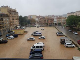 Aledón: “Esto evitaría el encharcamiento y la creación de barrizales con el peligro que supone para los usuarios y la suciedad que genera alrededor”.